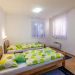 Apartment Kira